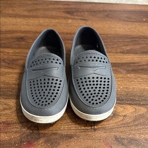 Boys Floafers Breathable Perforated Slip-On Casual Shoes in Dark Gray/ blue